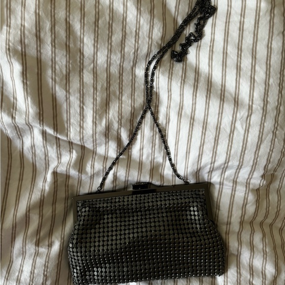 mesh clutch with optional long strap - Picture 2 of 3